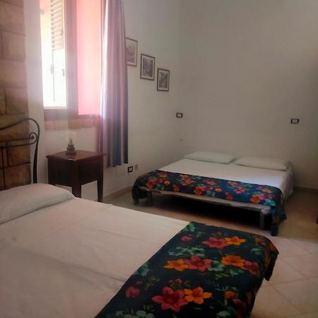Bed and Breakfast La Rosa Del Deserto Шиклі Екстер'єр фото