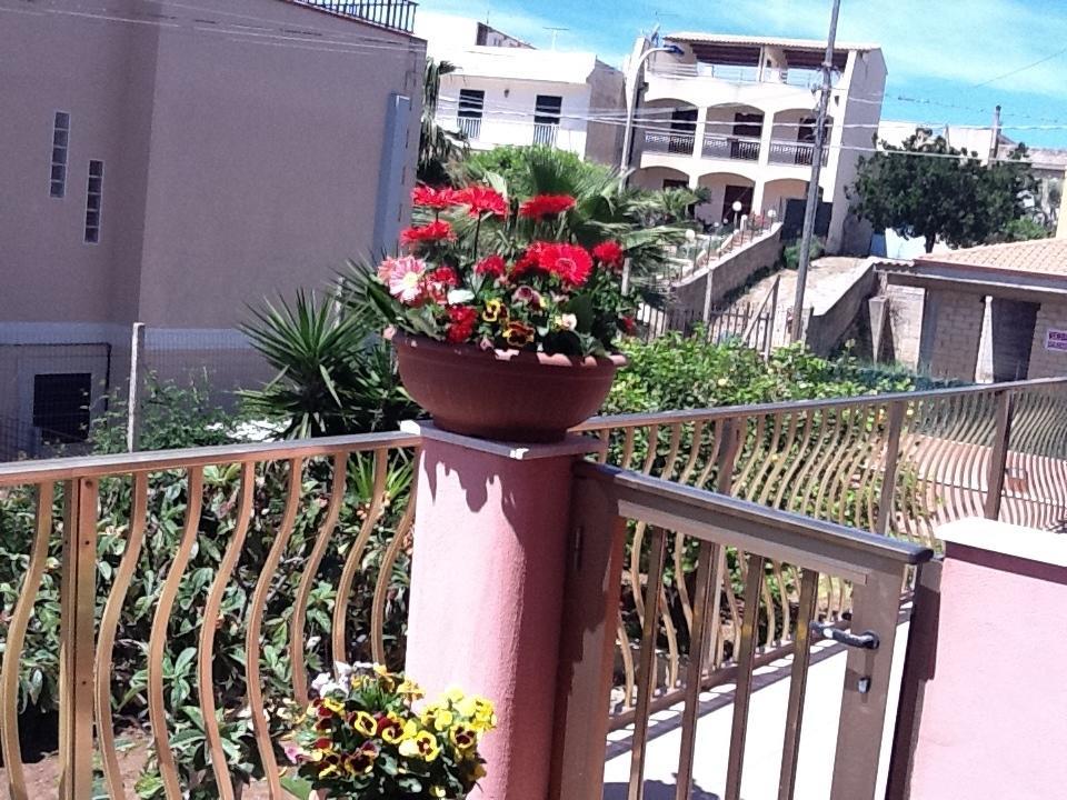 Bed and Breakfast La Rosa Del Deserto Шиклі Номер фото